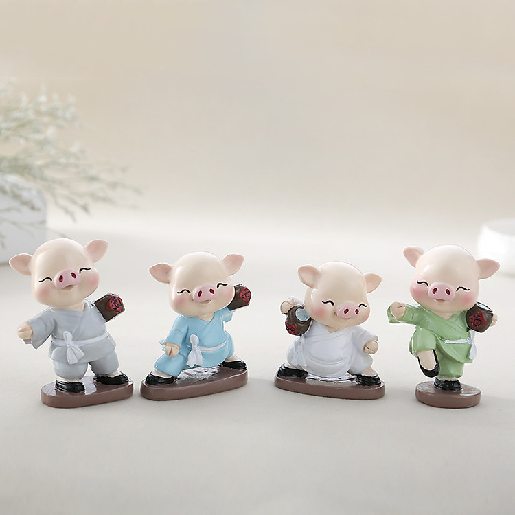 Tượng Tứ Heo Múa Quyền (5.5 x 5 x 8 cm)