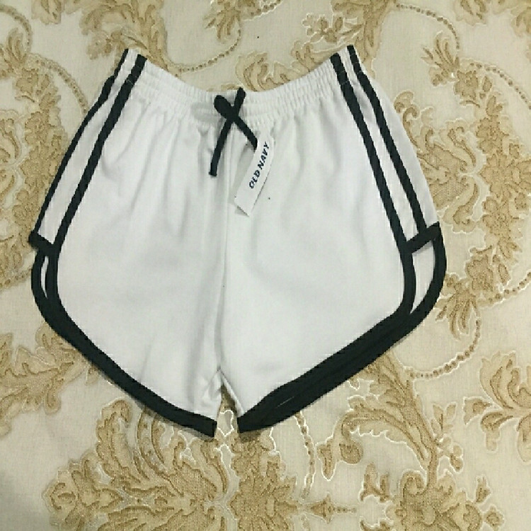 Quần shorts nữ