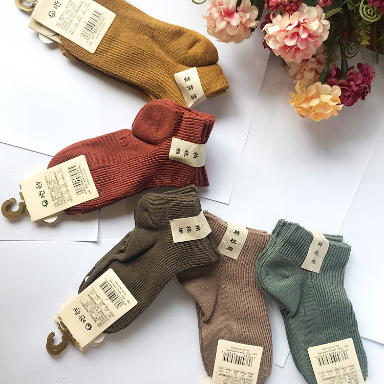 Tất len cho bé trai bé gái siêu ấm cổ lỡ đủ màu thời trang Crown Space Kids Giao Màu Ngẫu Nhiên (Lẻ 1 Đôi)