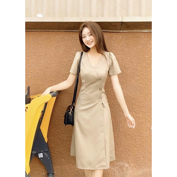 Đầm cổ v nút dừa thắt eo