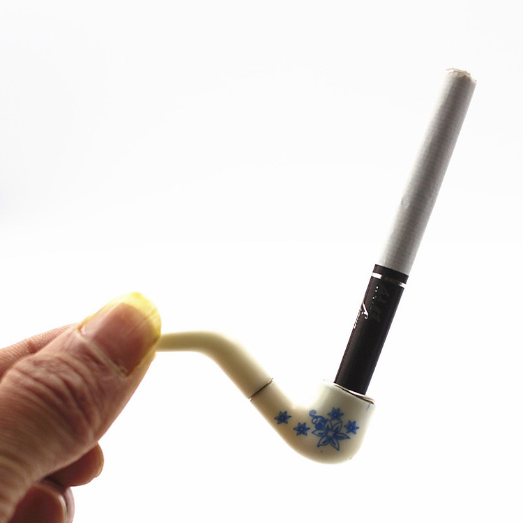 Tẩu thuốc nhựa dẻo mini độc đáo (1 cái màu sứ)