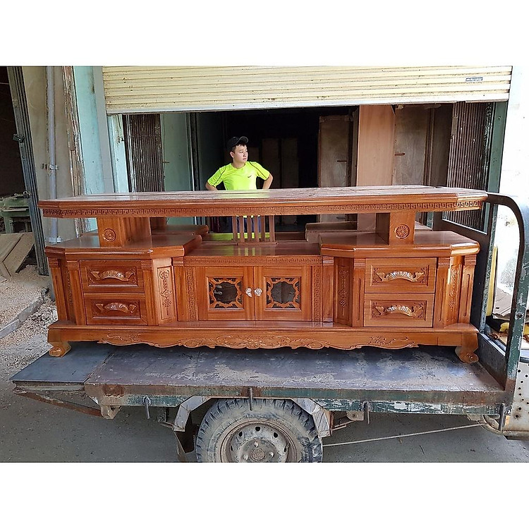 Kệ tivi vát cạnh gỗ xoan đào dài 2m màu cánh gián vân gỗ tự nhiên