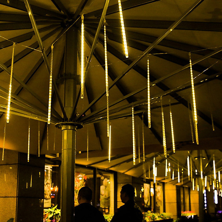 Đèn led sao băng đèn led giọt nước trang trí 8 ống