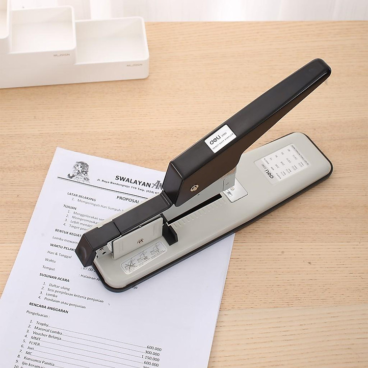 Dập Ghim Deli E0390 (80 trang) - Ảnh 4