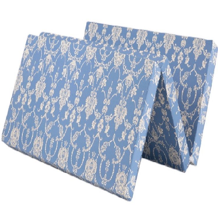 Nệm PE Hàn Quốc Cao Cấp Gấp 3 - 5cm ( giao màu ngẫu nhiên )