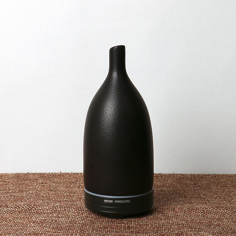 Máy khuếch tán tinh dầu gốm đen cao