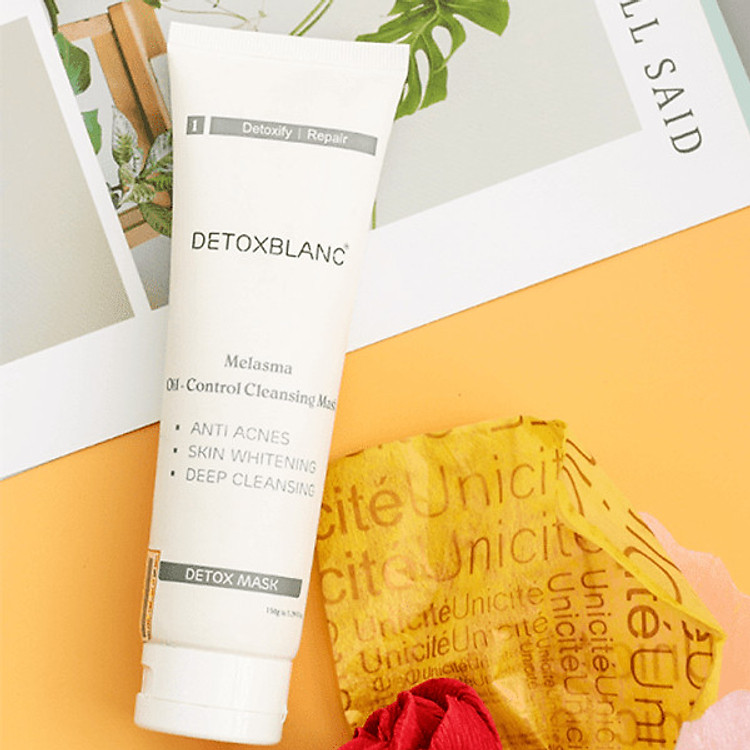 Mặt Nạ Đất Sét Bùn Than Hoạt Tính (Số 0032) Detox BlanC - Thải Độc và Làm Da mịn màng