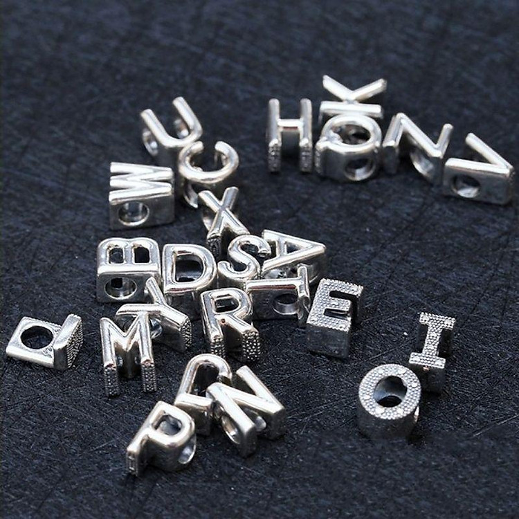Charm Chữ Cái xỏ vòng bạc s925 CAO CẤP (vừa tất cả các vòng tay) KHÁCH GHI CHÚ CHỮ CÁI