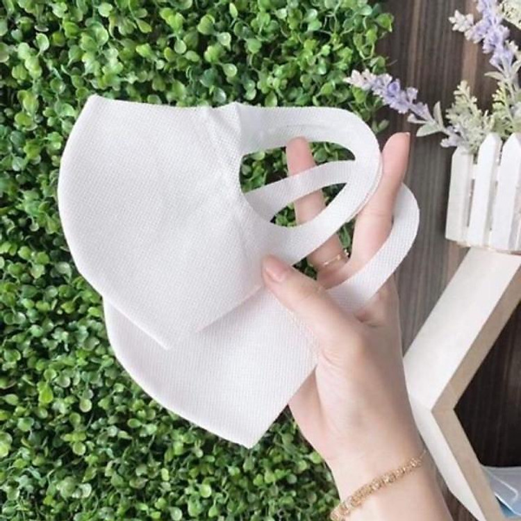 Set 10 cái khẩu trang 3 lớp vải không dệt dành cho nam nữ - giặt lại dùng được nhiều lần