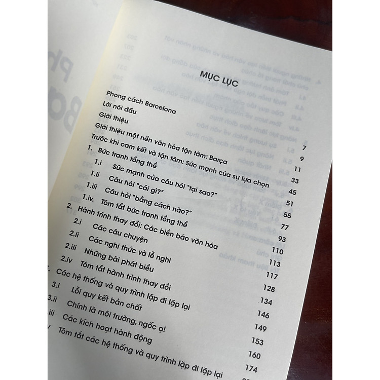 PHONG CÁCH BARCELONA - GIẢI MÃ ADN CỦA NỀN VĂN HÓA CHIẾN THẮNG - Ảnh 4