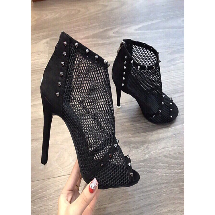 Giày boots lưới gót nhọn đính hạt