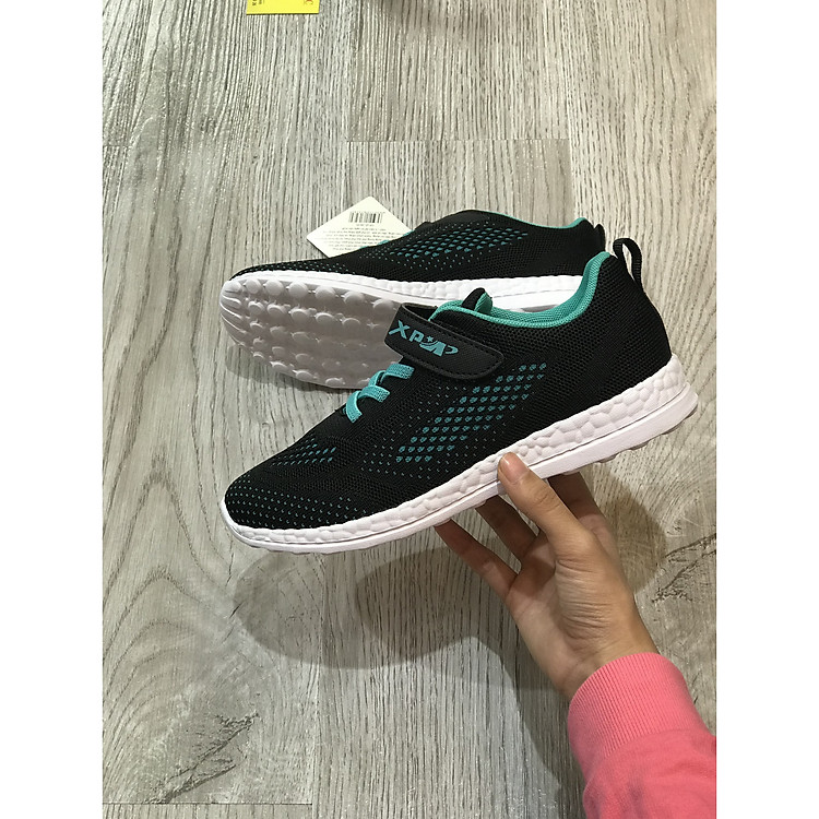 GIày thể thao năng động cho bé