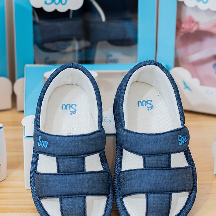 Giày sợi tre hở mũ cho bé trai