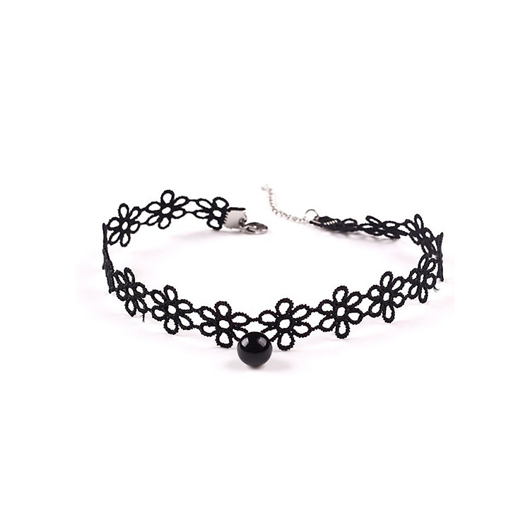 Vòng cổ choker ren hoa sáu cánh đính hạt ngọc trai