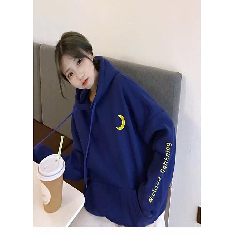 Áo hoodie nữ thêu mặt trăng và chữ viền tay