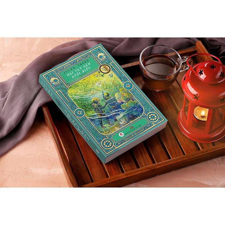 (Ấn Bản Đầy Đủ Nhất) HAI VẠN DẶM DƯỚI BIỂN – Junes Verne - Nhật Phi dịch – Huy Hoàng Bookstore – NXB Văn Học