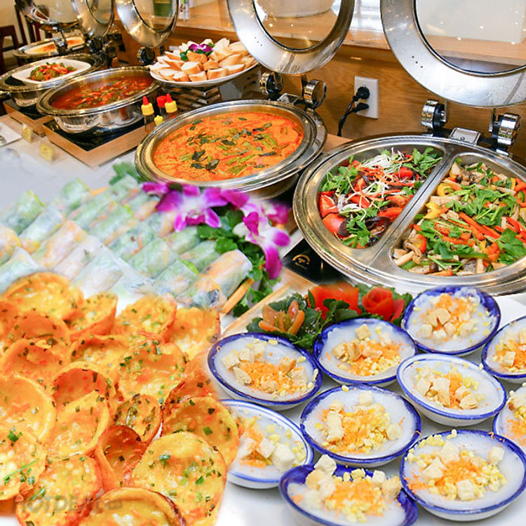 Buffet Chay Buổi Tối Hơn 40 Món Đặc Sắc Tại Bông Sen Hotel Nhà Hàng Cỏ Nội