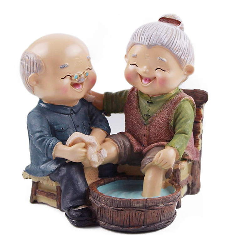 Tượng ông bà anh - Rửa chân hạnh phúc