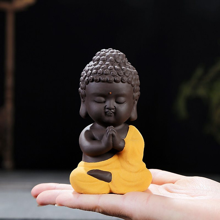 Tượng Bổn Sư Thích Ca Mâu Ni mẫu áo vàng