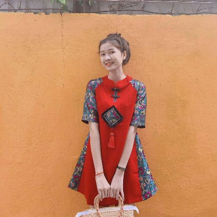 Áo dài cách tân phong cách, đầm đỏ sườn xám phối gấm hoa cao cấp