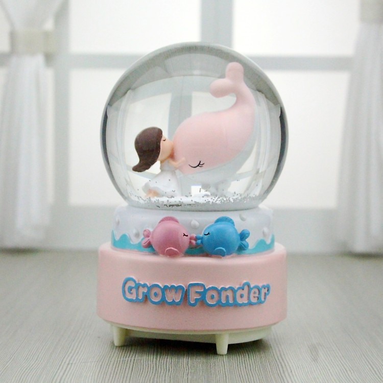 Quả Cầu Tuyết phát Nhạc có Đèn hình Cá Voi và Nàng (10x15cm)