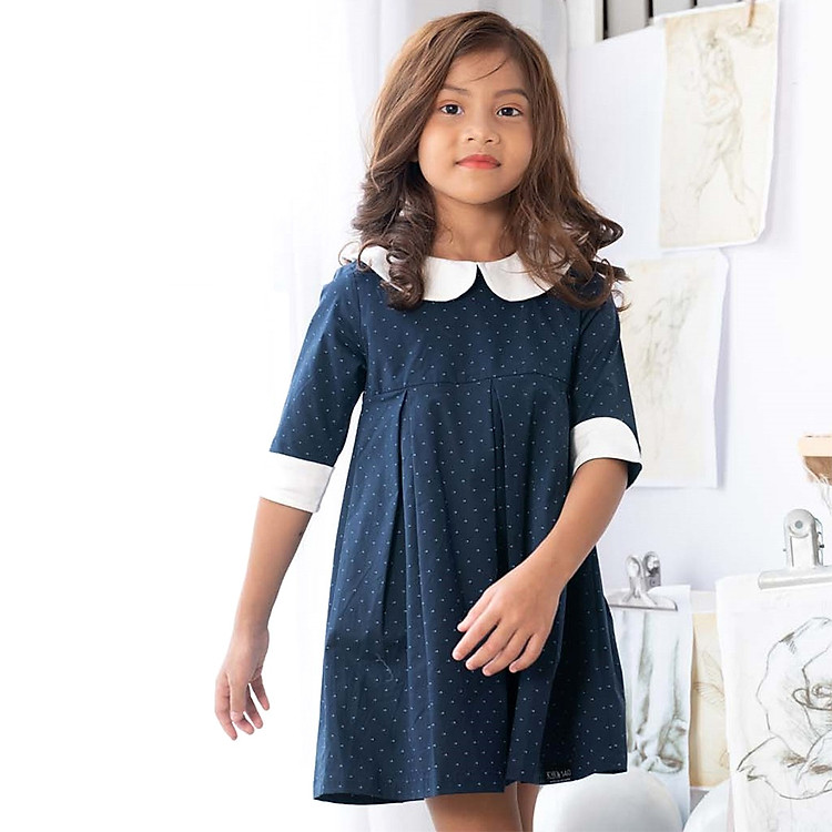 Đầm Bé Gái Xanh Đen Tay Lửng Cổ Sen Trắng KIKA GND-0002