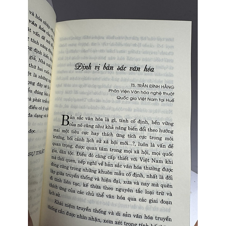 KHÔNG CÓ BẢN SẮC VĂN HÓA - Ảnh 2