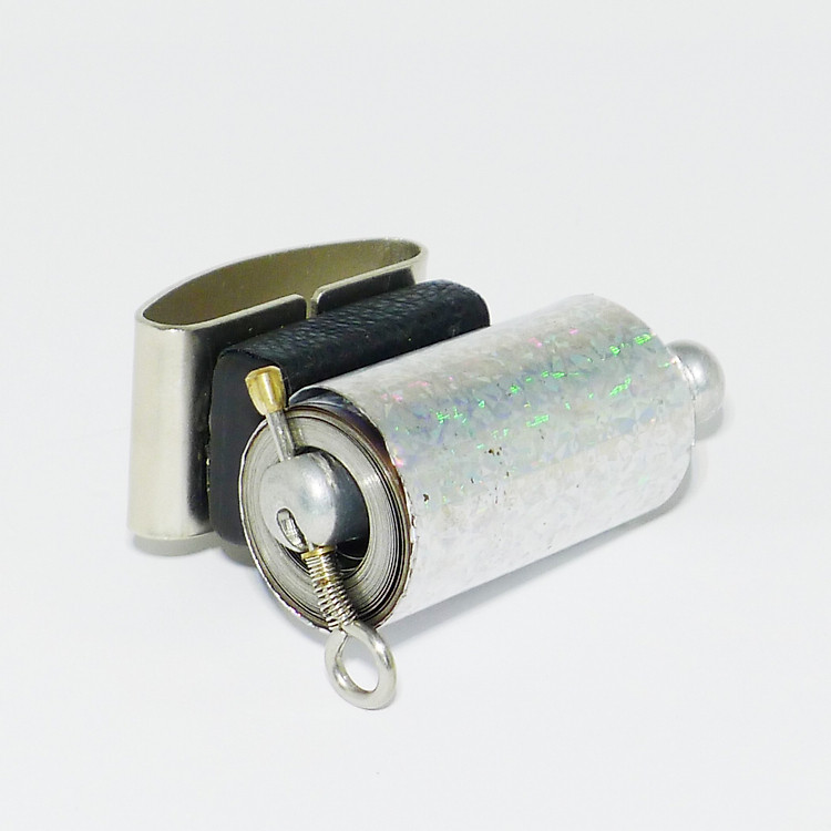 Đồ chơi ảo thuật: Nam châm giữ gậy