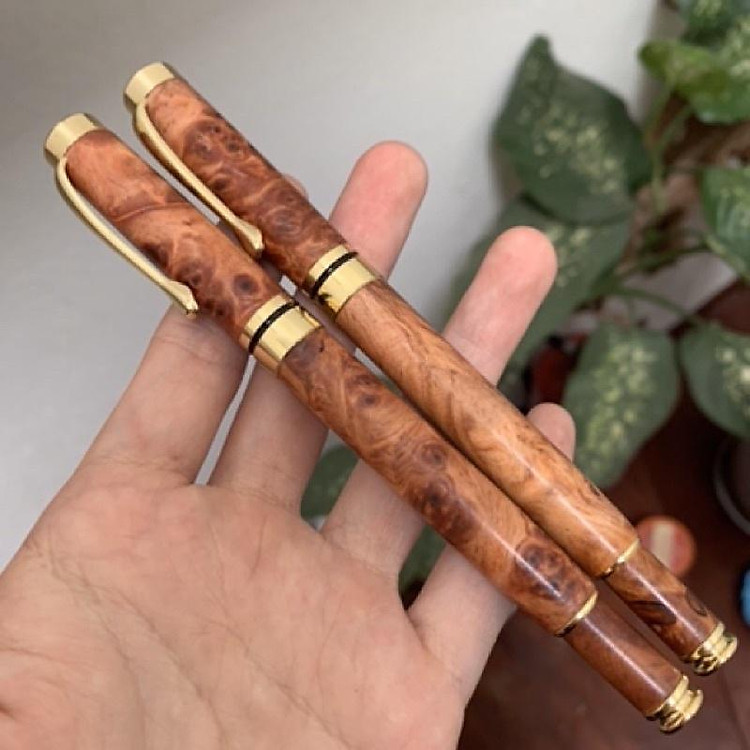 Bút gỗ Nu Huyết Long nắp đậy (PE997N)