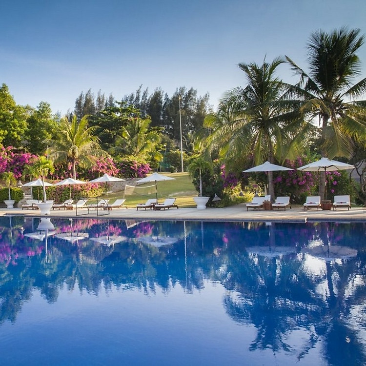 Victoria Phan Thiết Beach Resort & Spa 4* - Buffet Sáng, 02 Hồ Bơi, Trung Tâm Mũi Né, Voucher Áp Dụng Đến 2022