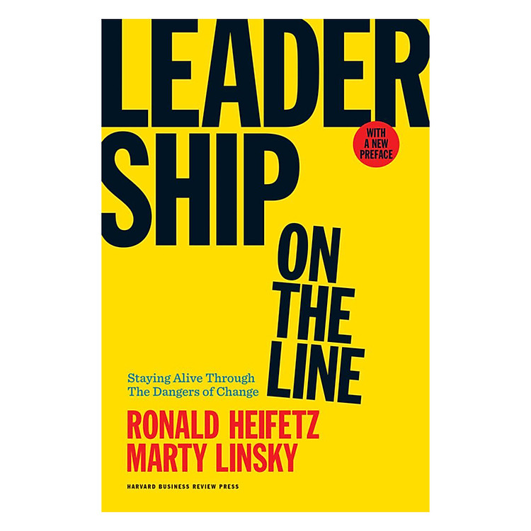 Sách Harvard Business Review Leadership On The Line