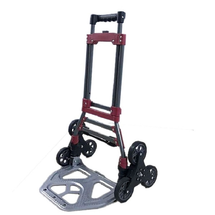 Xe kéo leo cầu thang