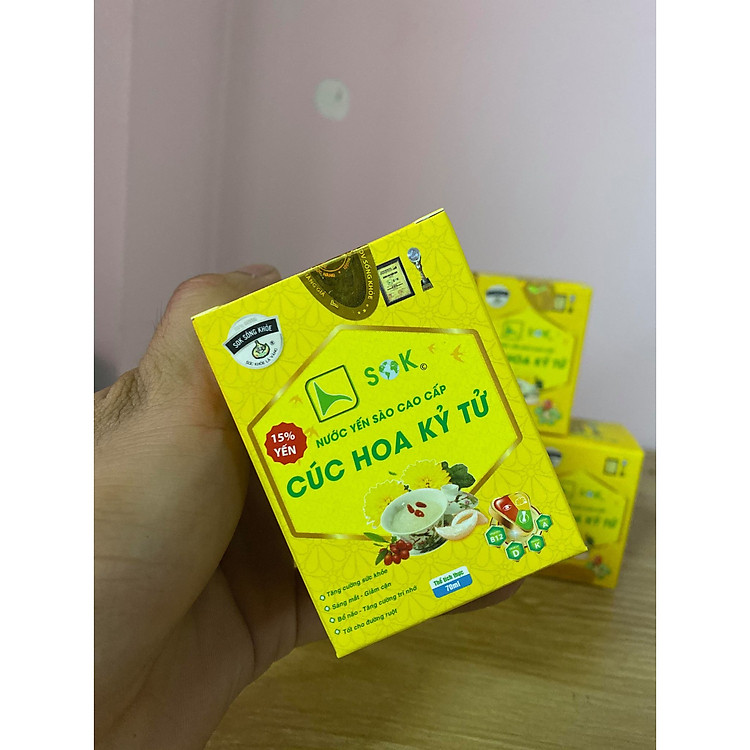 YẾN SÀO CAO CẤP CÚC HOA KỶ TỬ 75ml