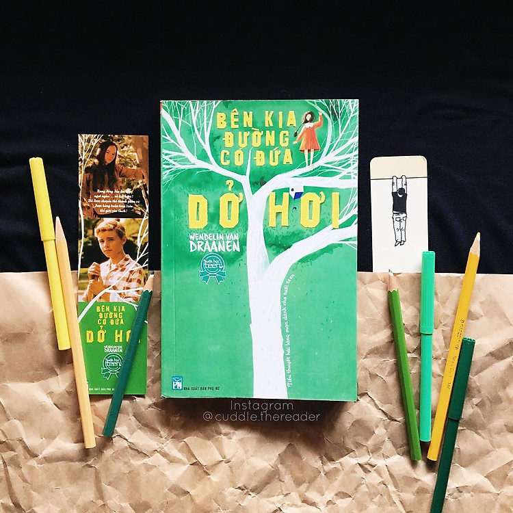 Bên Kia Đường Có Đứa Dở Hơi (Tái Bản) - Ảnh 2