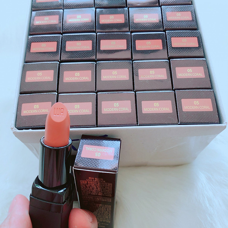 Son LUA LIPSTICK 05 MODERN CORAL - Son Thỏi LUA Màu số 05 Màu nude ( Màu Da )
