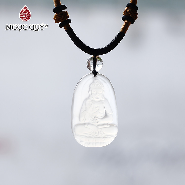 Mặt dây chuyền phật bản mệnh đá mã não trắng 36.5x23.3mm mệnh thủy, kim - Ngọc Quý Gemstones