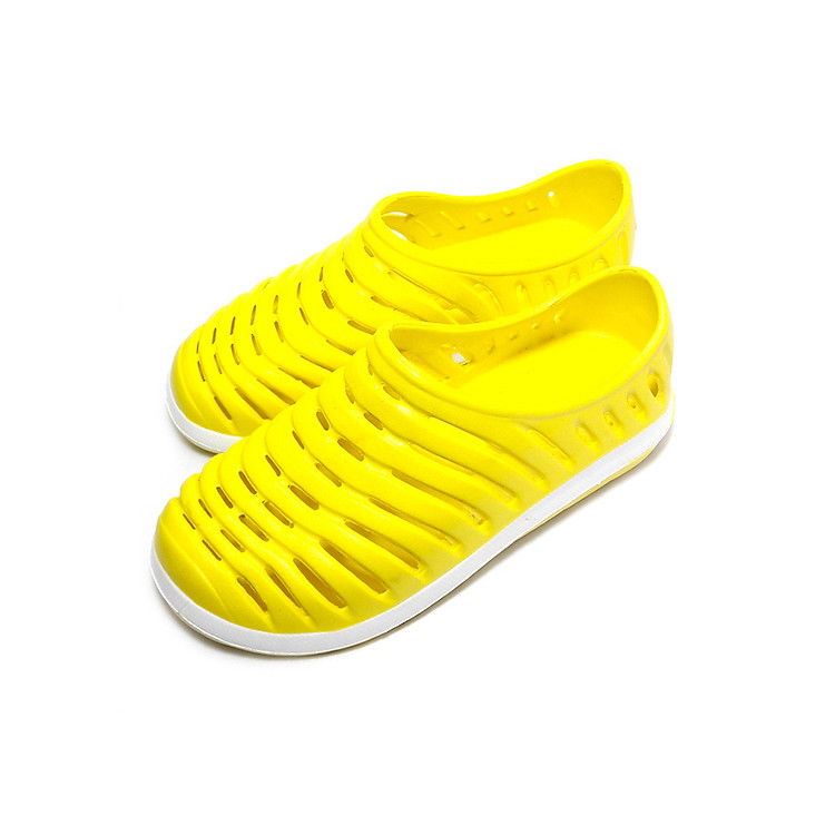 Giày nữ chất liệu xốp thời trang T243S135 - Vàng