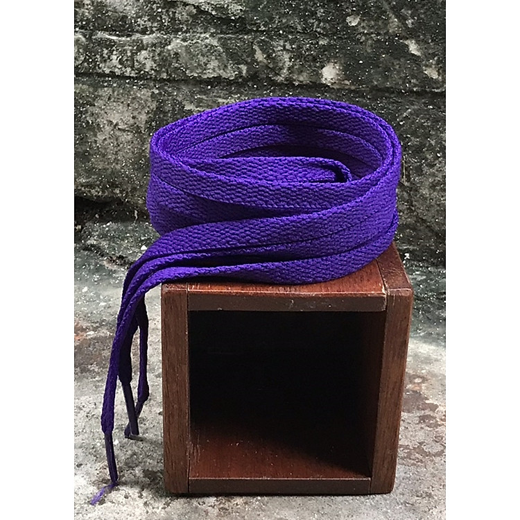 Dây giày màu tím dẹt