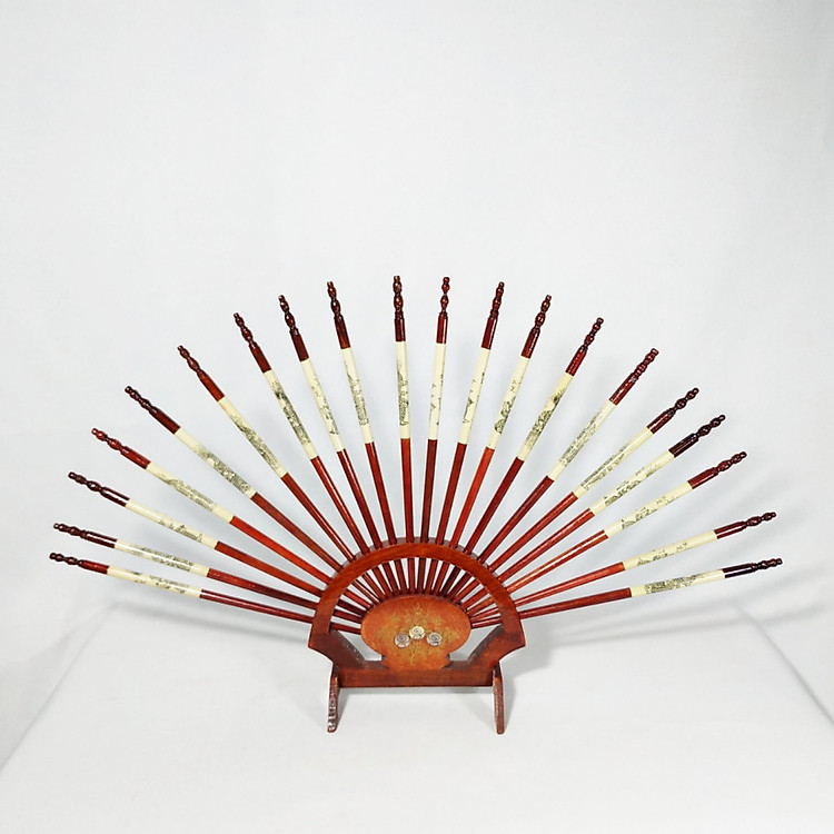 Bộ đũa thờ 10 đôi phong thủy kèm giá cắm kiểu xòe loại 1