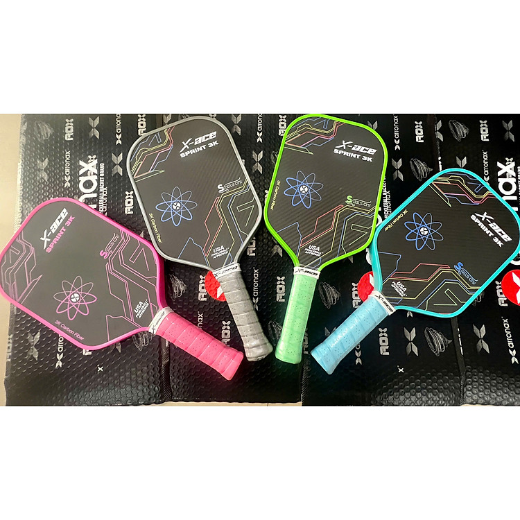 Vợt Pickleball X-Ace Sprint 3K carbon tặng kèm bóng và cuốn cán, trọng lượng 230g, bề mặt nhám bám bóng tối ưu.