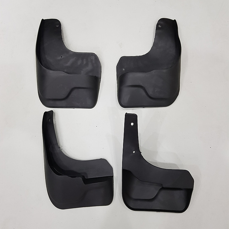 Bộ 4 chắn bùn theo xe dành cho Toyota INNOVA 2017-2019