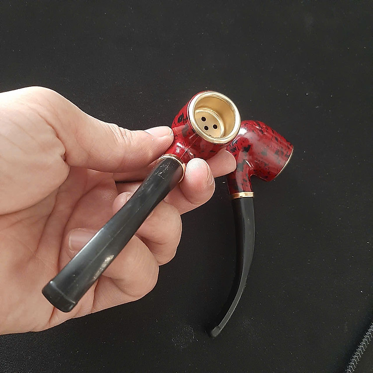 Tẩu thuốc nhựa dẻo gắn sợi (2 cái)