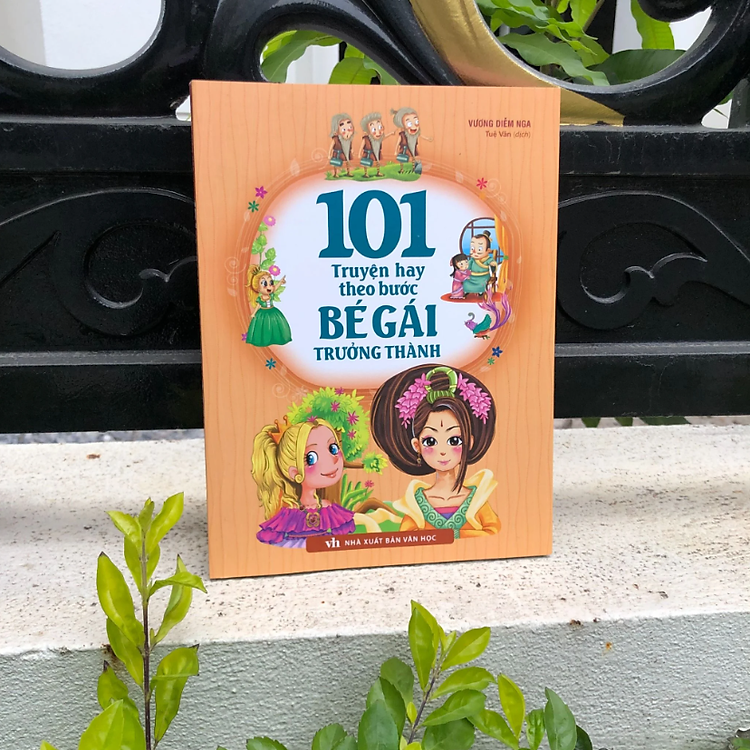 101 Truyện Hay Theo Bước Bé Gái Trường Thành - Ảnh 5