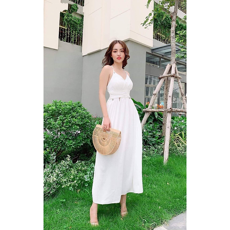 Đầm Maxi Trắng Cách Điệu Eo Lạ Mắt