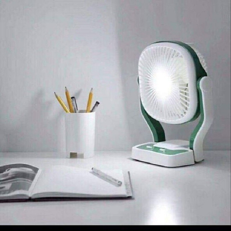 Quạt tích điện kiêm đèn Led 3 mức độ chiếu sáng, 3 tốc độ quạt có thể gắn tường