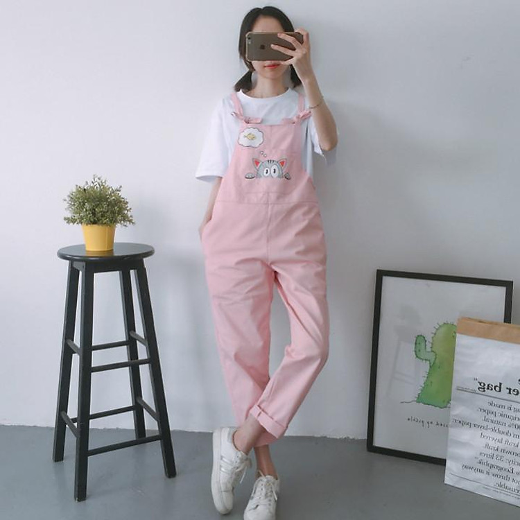 Quần yếm kaki thắt dây hình con mèo Mã: QD2122 - HỒNG