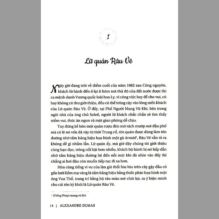 Người Bí Ẩn Khoác Áo Hồng Y - Ảnh 2