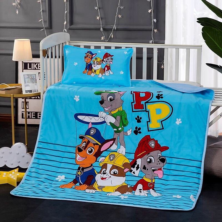 Bộ chăn gối hoạt hình cho bé