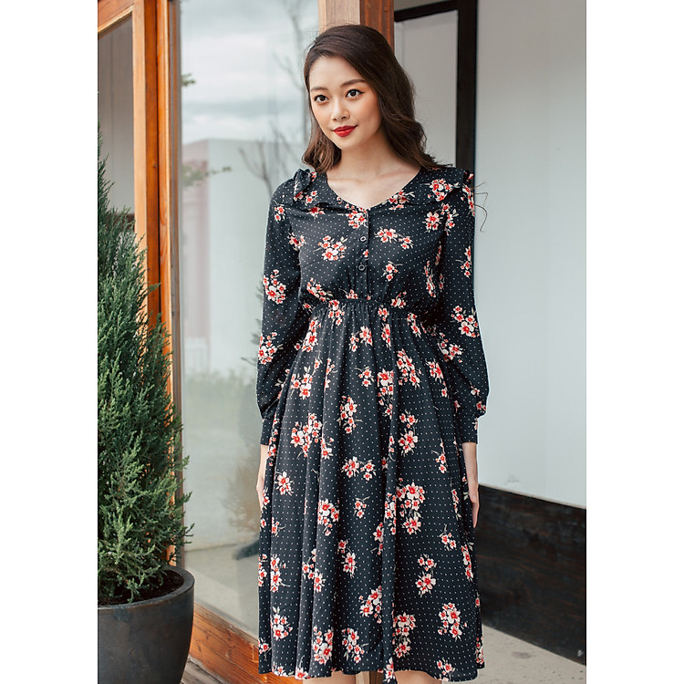 Đầm hoa đen bèo vai - Blossom Darky Dress Maybi