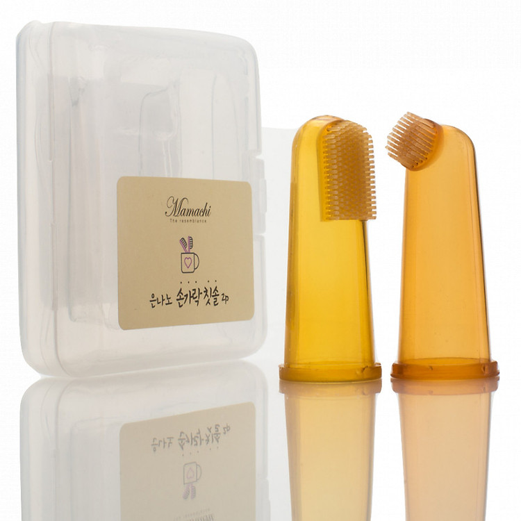 Dụng cụ đánh răng và tưa lợi Silicone Nano bạc Mamachi